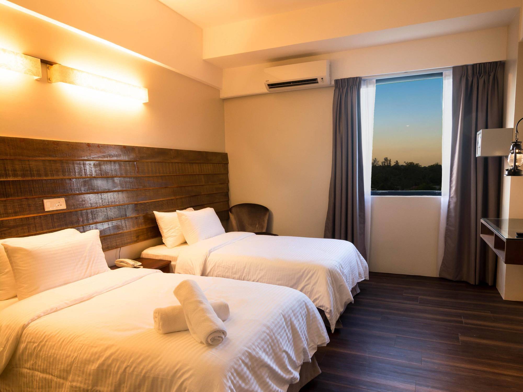 Mandurah Hotel Kuantan Eksteriør billede